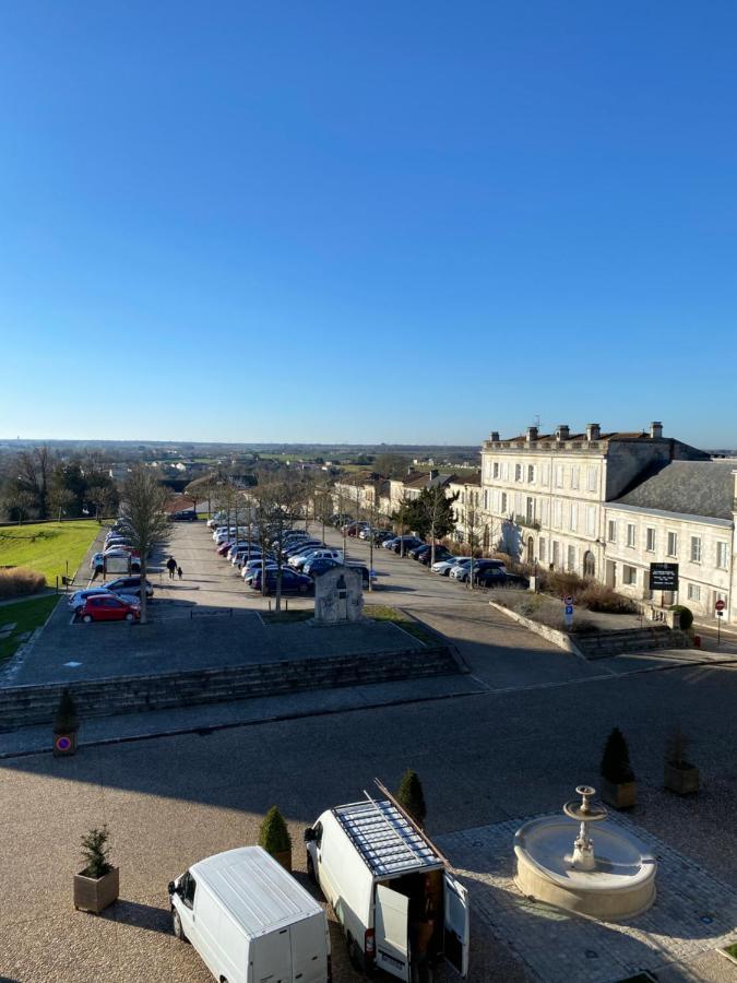 Chambre Balcon Pons Bagian luar foto